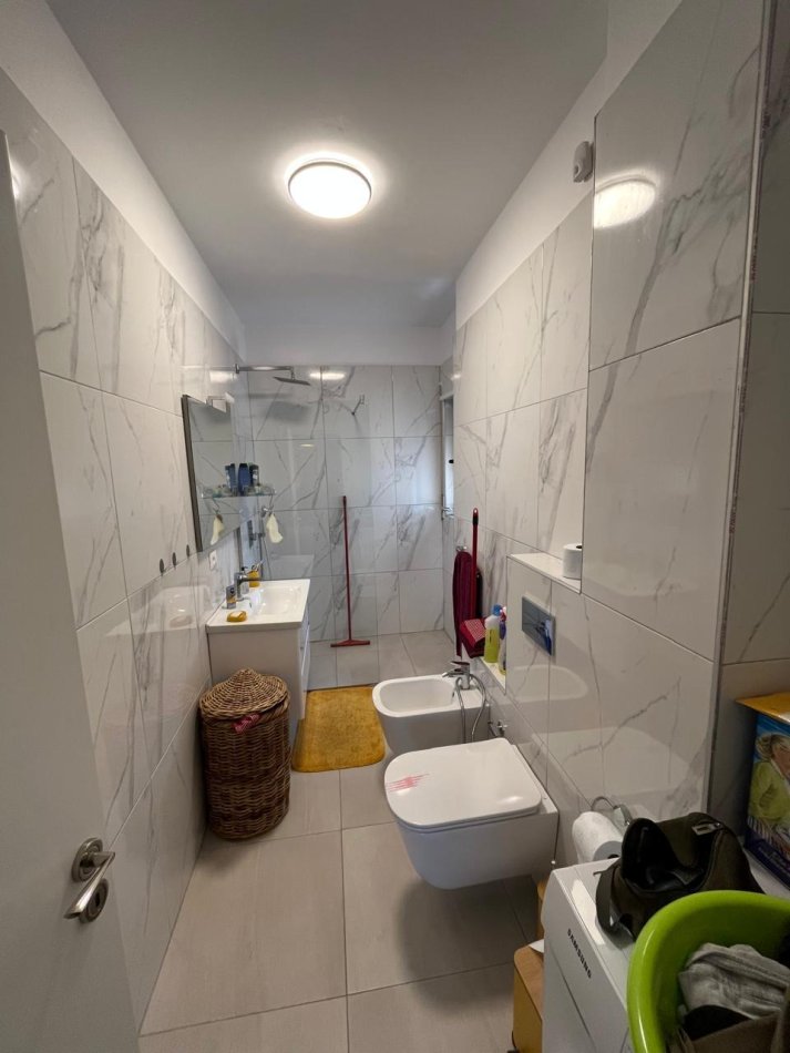 Tirane, shitet apartament 2+1 Kati 8, 91 m² 205.000 € (Rruga e Dibres)