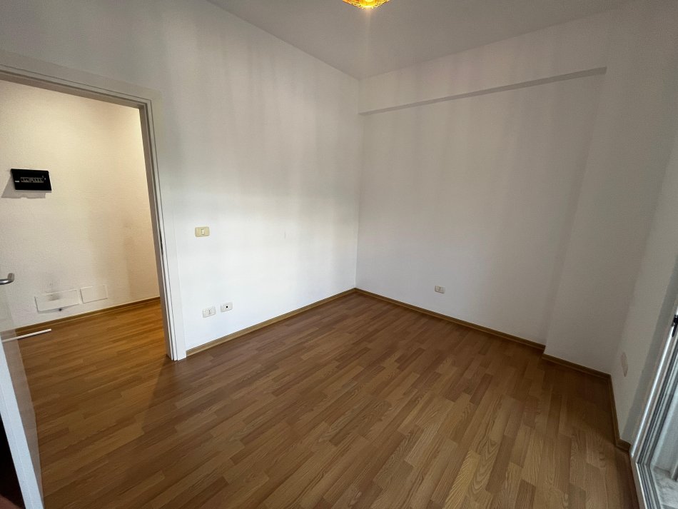 Durres, shitet 1+1 Kati 2, 90.000 € 