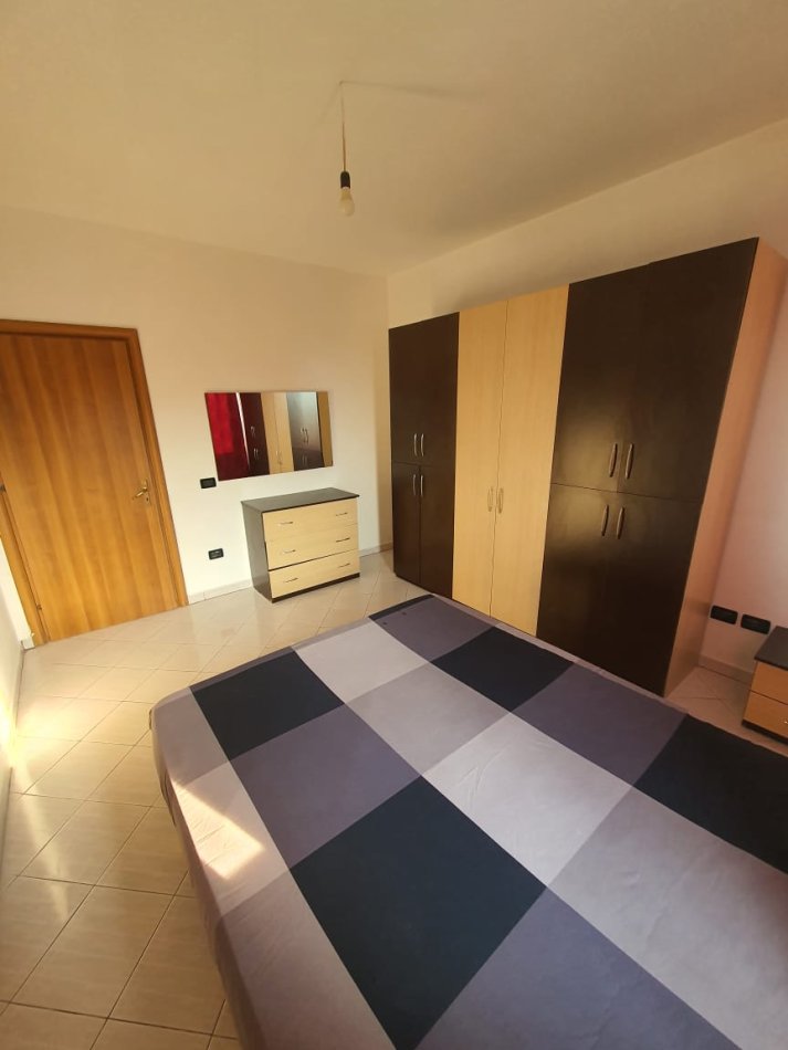 Tirane, jap me qera apartament 2+1+Ballkon Kati 2, 100 m² 450 € (teodor keko)