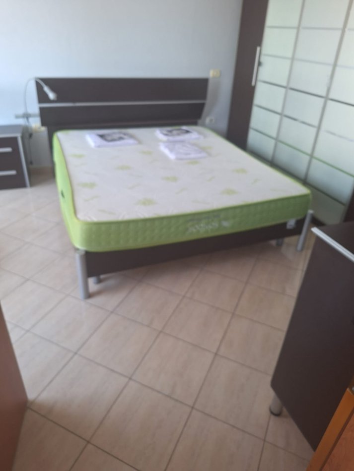 APARTAMENT  2+1  ME QIRA 600 €  SELVIA