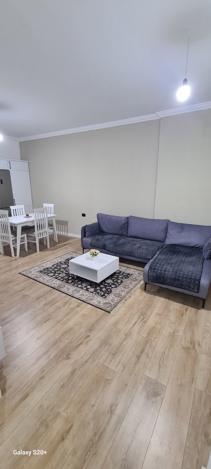 Tirane, jepet me qera apartament 2+1 Kati 7, 80 m² 550 € (Rr e Elbasanit)