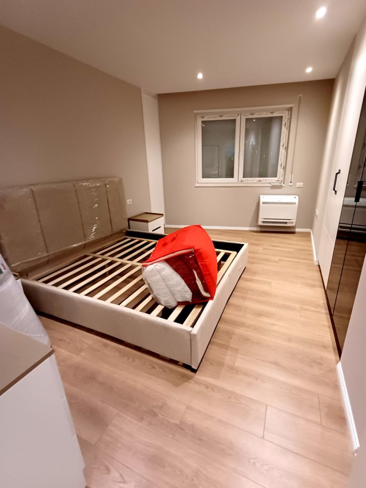 SHITET APARTAMENT 2+1 KAFE FLORA 260.000 €