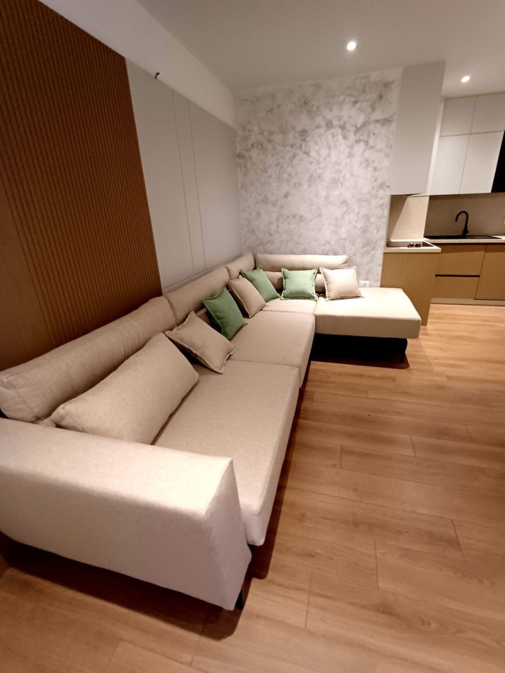 SHITET APARTAMENT 2+1 KAFE FLORA 260.000 €