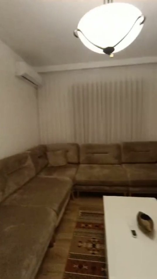 Tirane, jepet me qera apartament 2+1 Kati 3, 600 € 