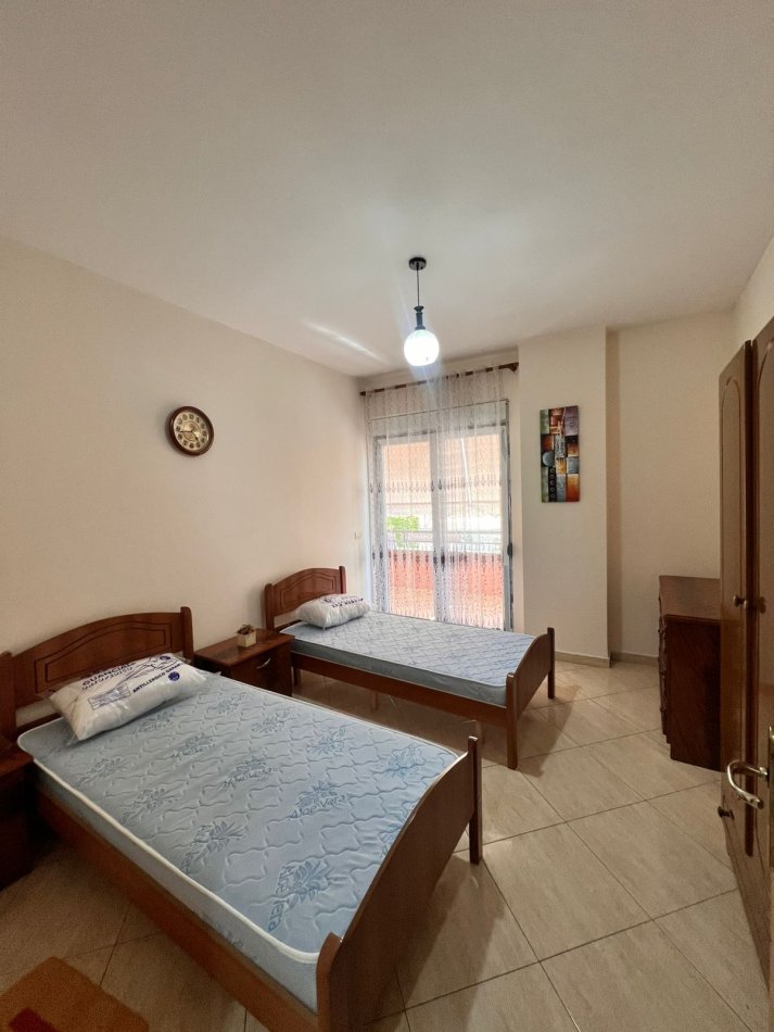 Tirane, jepet me qera apartament 2+1 Kati 1, 120 m² 620 € (Don Bosko)