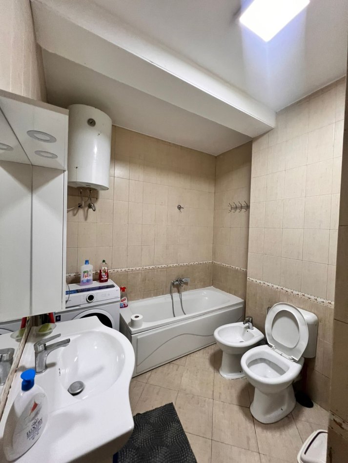 Tirane, jepet me qera apartament 2+1 Kati 1, 120 m² 620 € (Don Bosko)