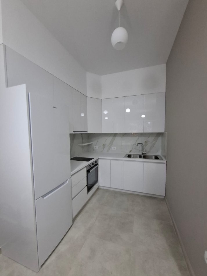 Tirane, jepet me qera apartament 1+1 Kati 6, 60 m² 600 € (rrethrrotullimi Selites)