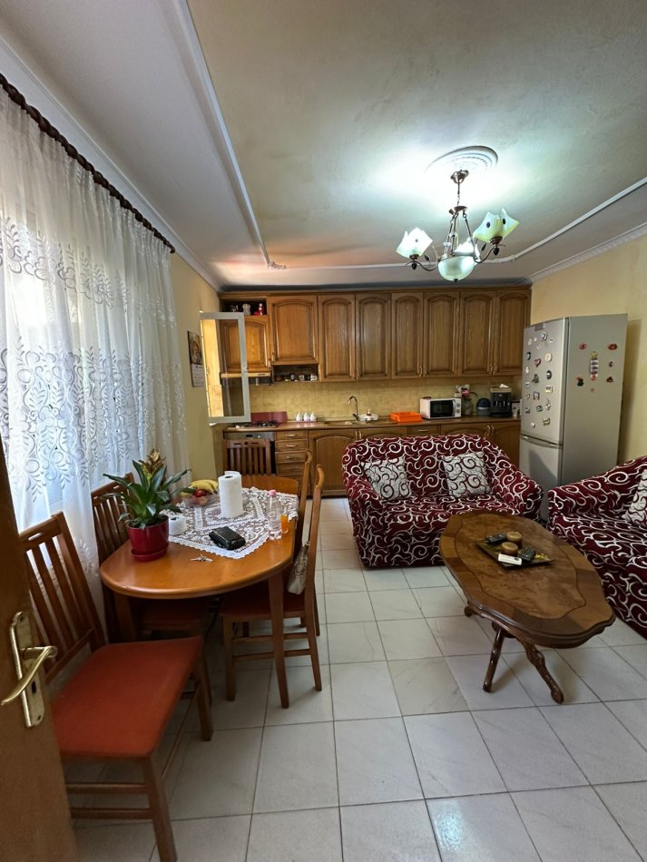 Tirane, shitet shtepi 2+1 Kati 0, 117 m² 180.000 € (21 Dhjetori)