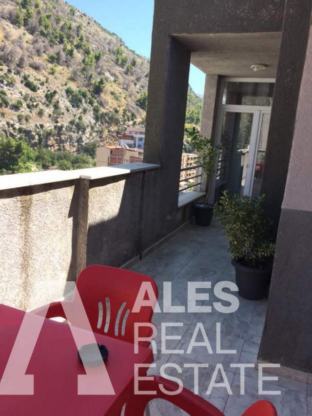 Shengjin, shitet apartament 2+1+BLK Kati 9, 89 m² 75.000 Euro (Rruga Nen Tereza)