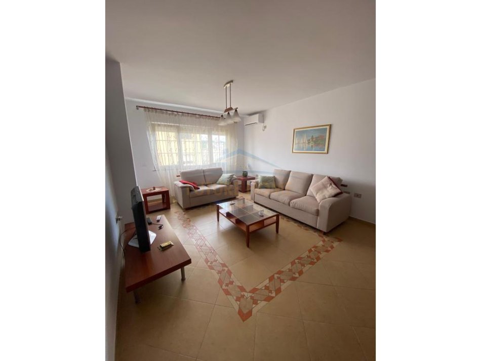 0683487469  Tirane, jepet me qera apartament 2+1+Ballkon Kati 6, 84 m² 650 € (Sheshi Willson)