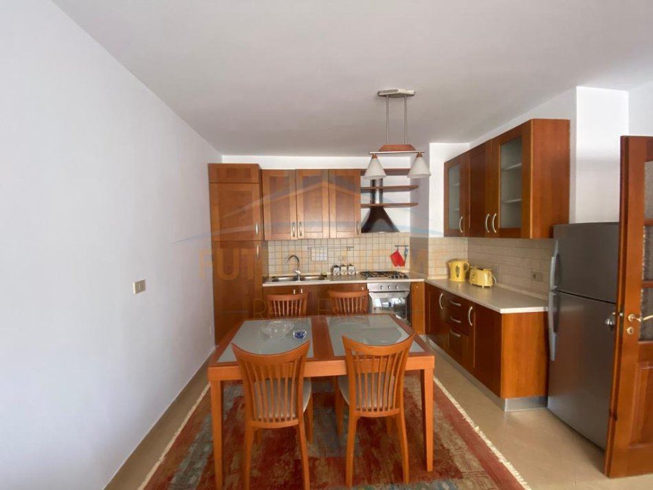 0683487469  Tirane, jepet me qera apartament 2+1+Ballkon Kati 6, 84 m² 650 € (Sheshi Willson)
