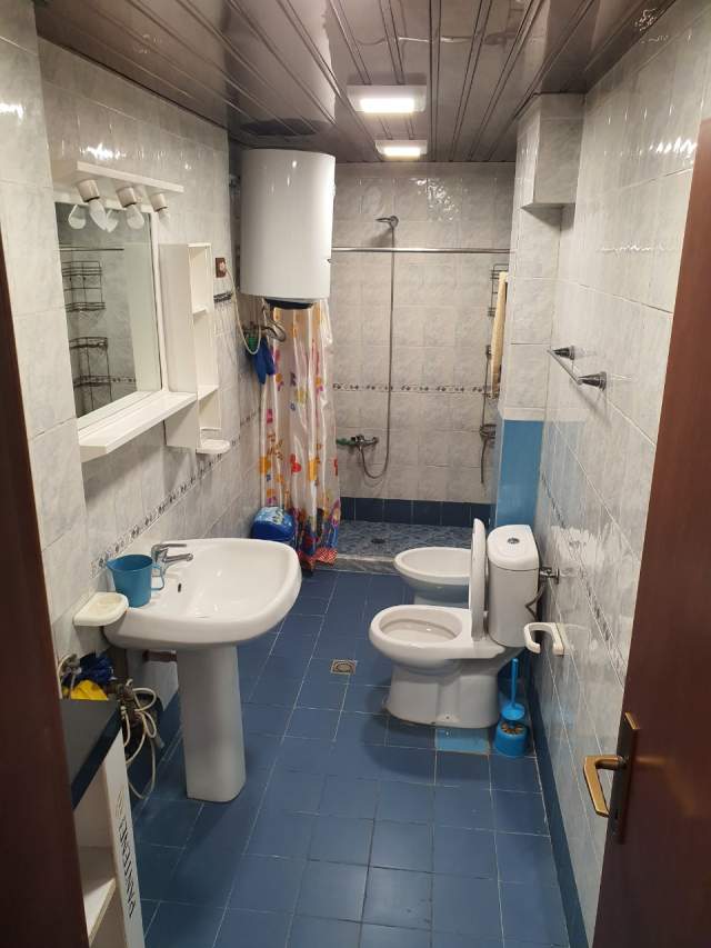 Tirane, jepet me qera apartament 2+1+BLK Kati 3, 110 m² 800 Euro (sami frasheri)