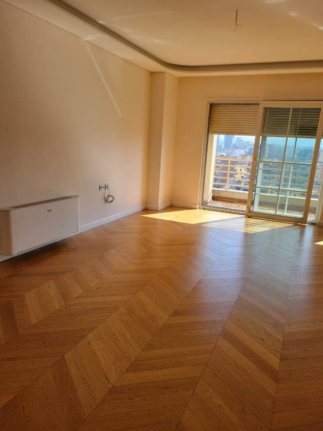 Tirane, jepet me qera apartament Kati 13, 125 m² 800 Euro (Asim Vokshi)