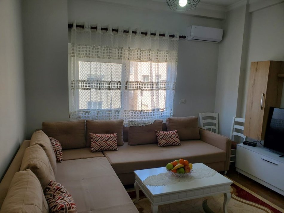 0683487469 Tirane, shitet apartament 1+1+Ballkon Kati 8, 64 m² 95.000 € (Nela 6 , Yzberisht)