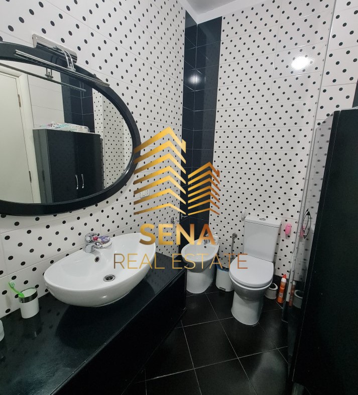 Tirane, shitet apartament 2+1+Ballkon Kati 2, 84 m² 120.000 € (Bulevardi Migjeni)