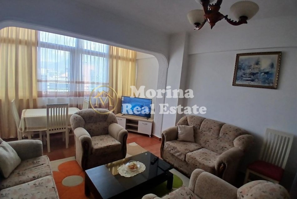 Tirane, jepet me qera apartament 2+1 Kati 3, 80 m² 480 € (Laprake)
