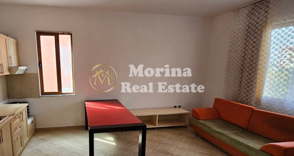 Tirane, jepet me qera shtepi 2+1 Kati 2, 119 m² 650 € (Rruga Kavajes)