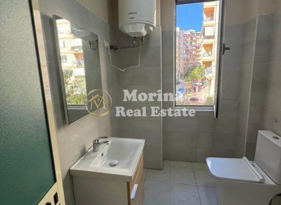 Tirane, shitet apartament 2+1 Kati 2, 83 m² 125.000 € (Astir/Vila L)