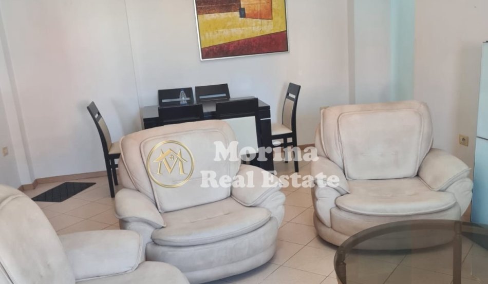 Tirane, jepet me qera apartament 2+1 Kati 5, 106 m² 700 € (Komuna Parisit)