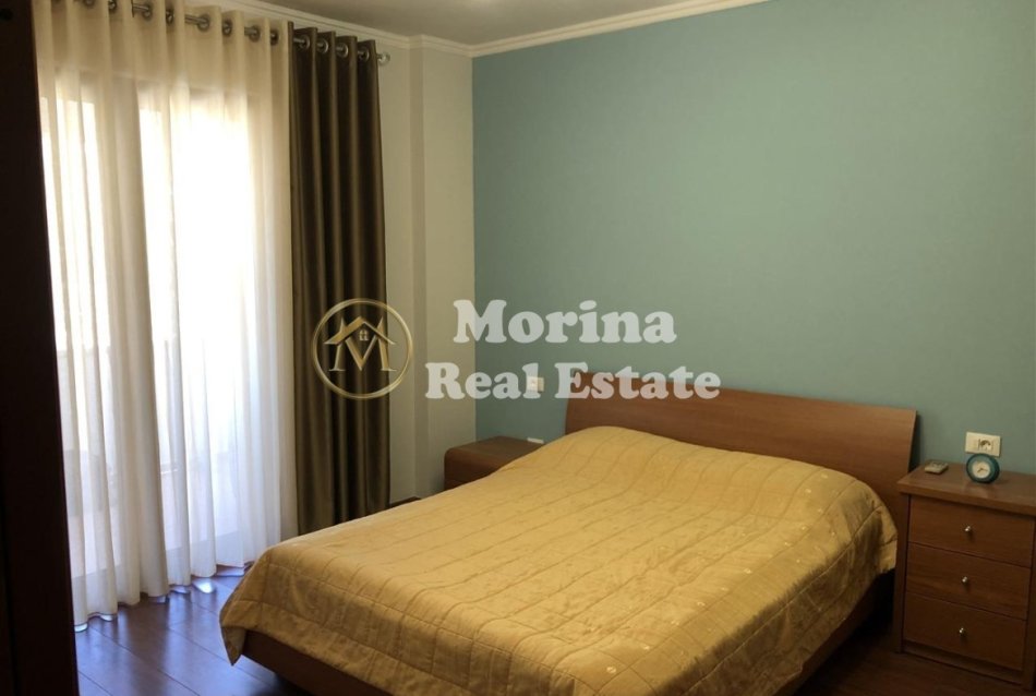 Tirane, jepet me qera apartament 3+1 Kati 6, 150 m² 1.100 € (Tawani)
