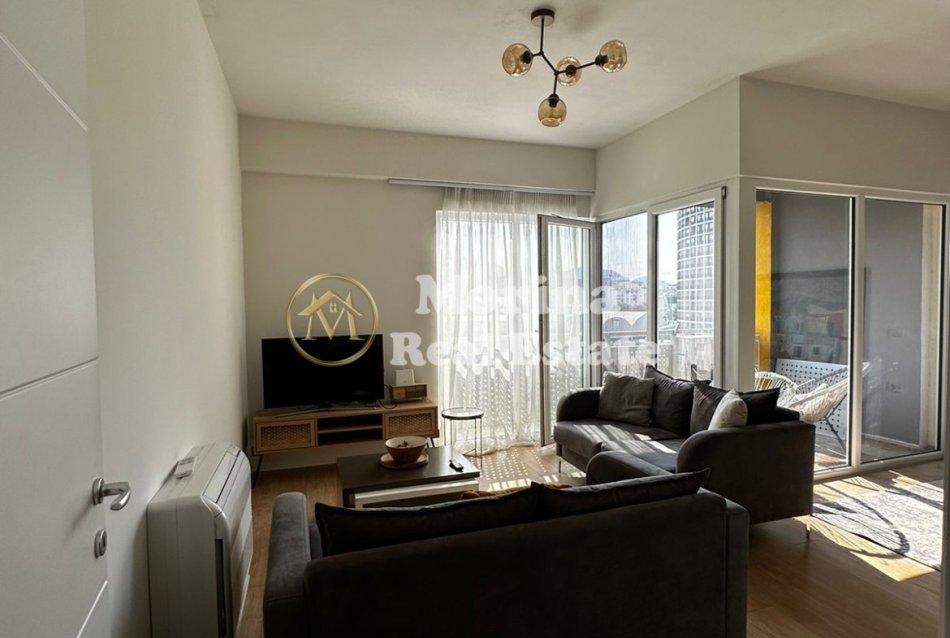 Tirane, jepet me qera apartament 2+1 Kati 4, 95 m² 1.500 € (Kosovarve)