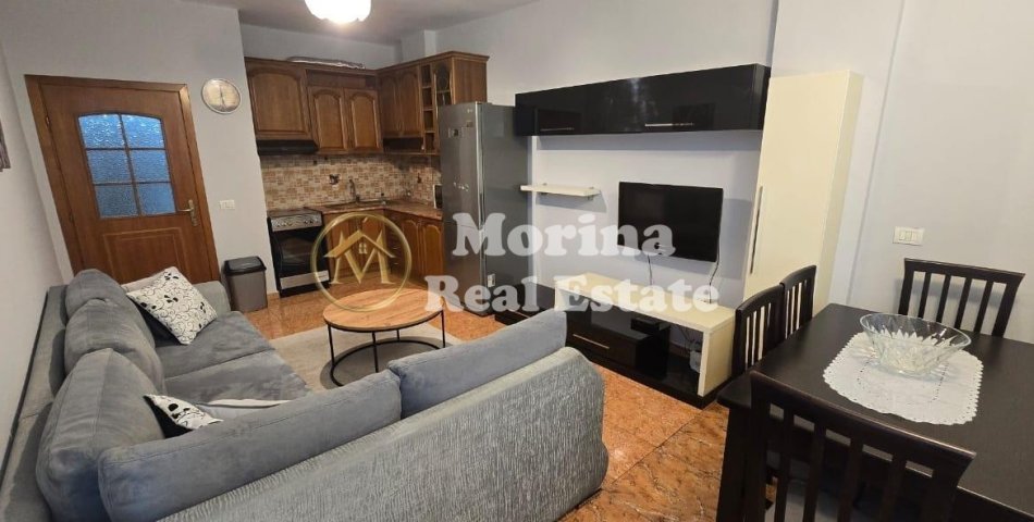 Tirane, jepet me qera apartament 1+1 Kati 7, 75 m² 500 € (Parku i Autobuzave)