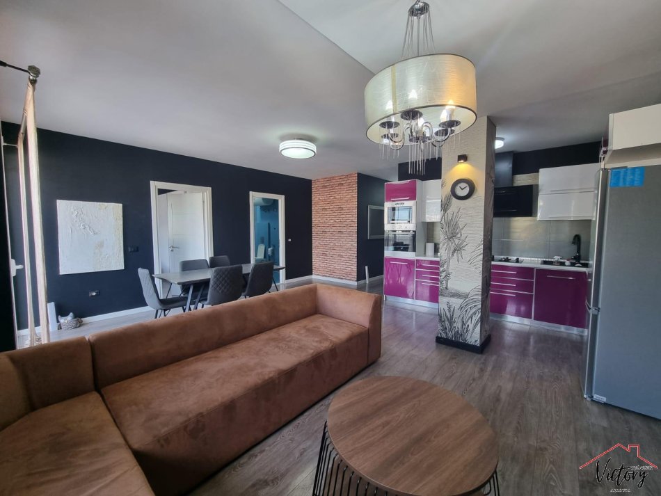 Tirane, shitet apartament 2+1 Kati 9, 95 m² 190.000 € 