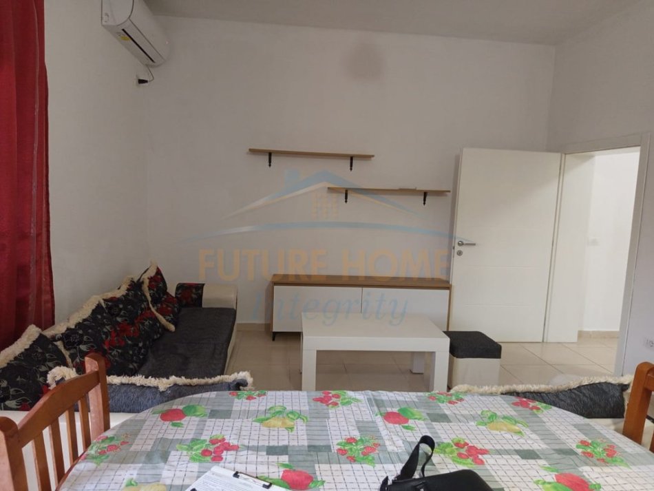 0683487469 Tirane, jepet me qera apartament 2+1 Kati 1, 95 m² 350 € (NELA 2 , Yzberisht)