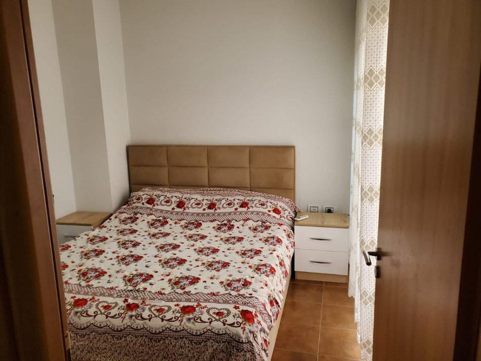 0683487469 Tirane, shitet apartament 1+1+Ballkon Kati 8, 64 m² 95.000 € (Nela 6 , Yzberisht)