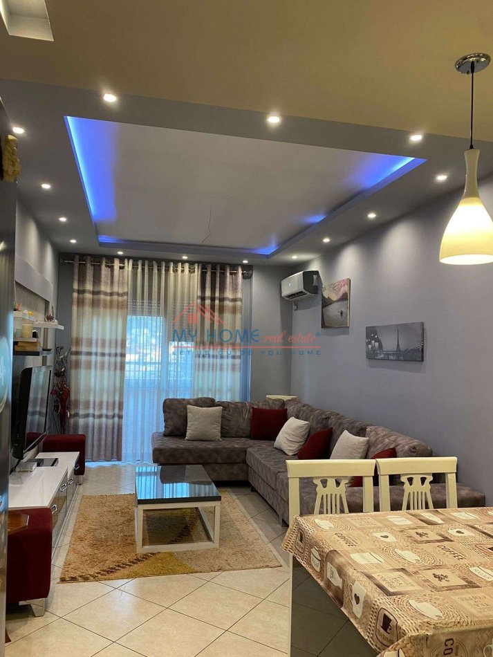 Tirane, shitet apartament 2+1+Ballkon Kati 2, 97 m² 147.000 € (Yzberisht)