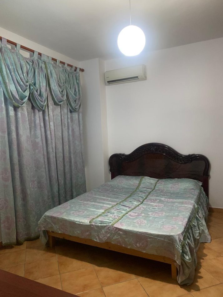 Tirane, shitet apartament 2+1+Ballkon Kati 2, 95 m² 123.000 €
