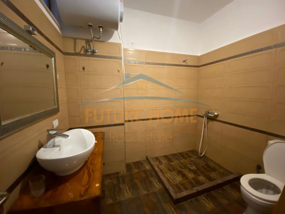 Tirane, shitet apartament 2+1 Kati 4, 57 m² 135.000 € (Rruga e Barrigadave)
