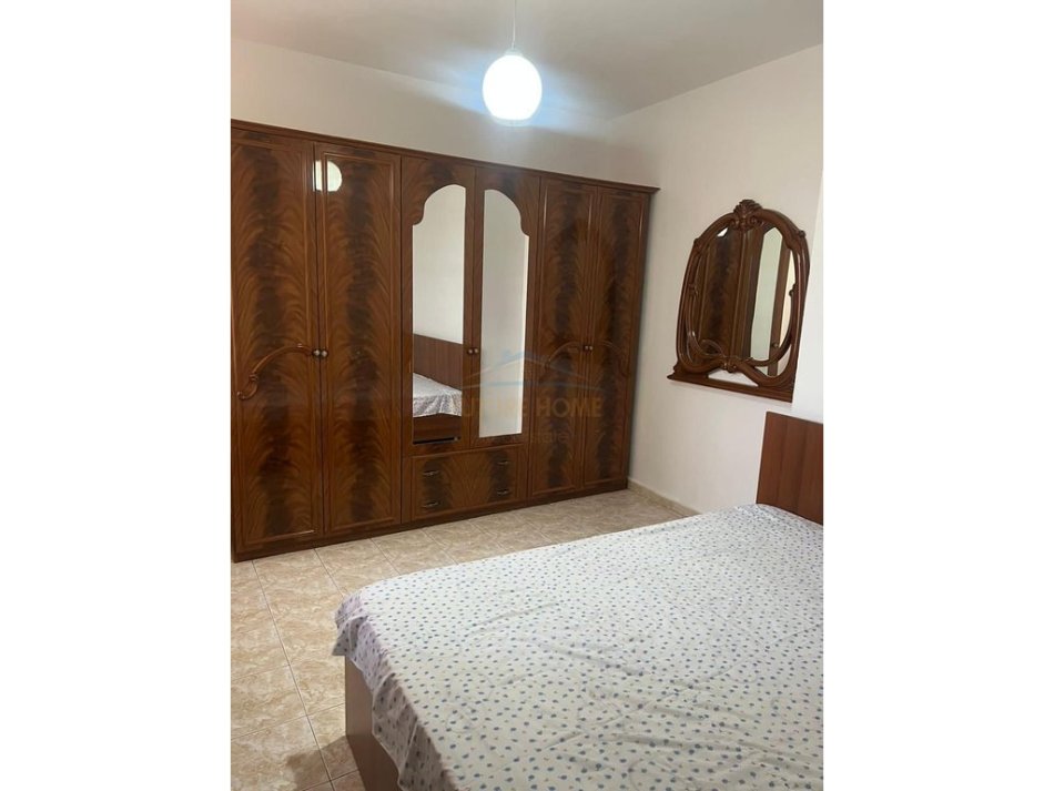 0683487469 Tirane, jepet me qera apartament 1+1+Ballkon Kati 6, 65 m² 500 € (ZOGU I ZI)
