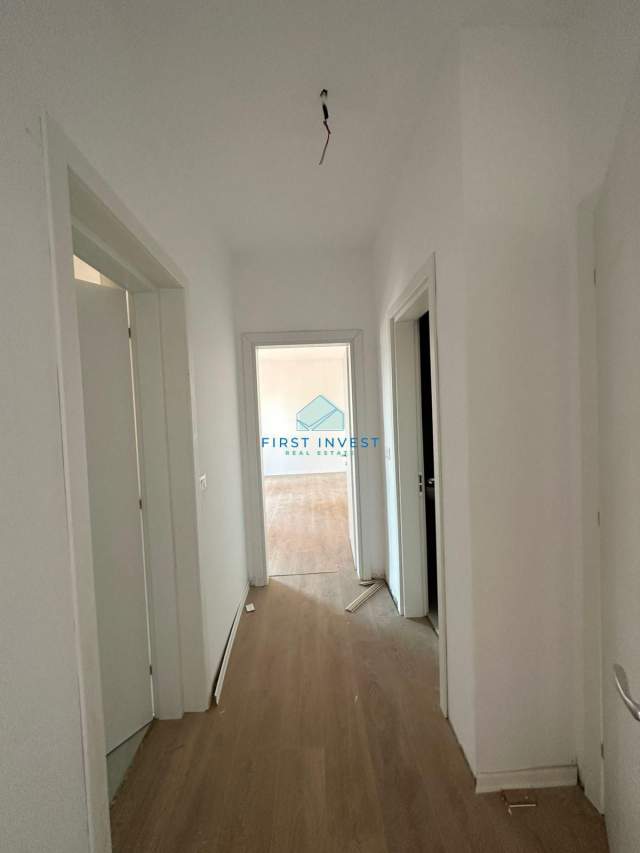 Tirane, shitet apartament Kati 6, 114 m² 217.360 Euro (Rruga e Kavajes)
