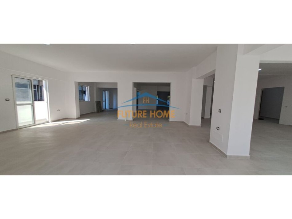 0683487469  Tirane, jepet me qera ambjent biznesi Kati 1, 980 m² 6.500 € (Rruga Dritan Hoxha)