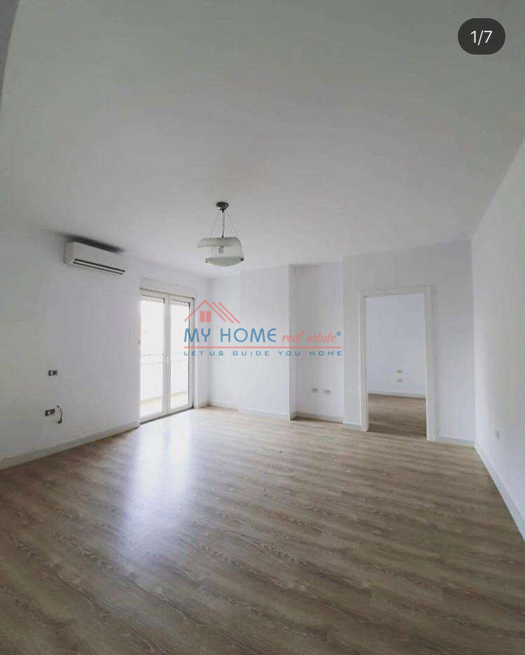 Tirane, jepet me qera zyre , 65 m² 550 € 
