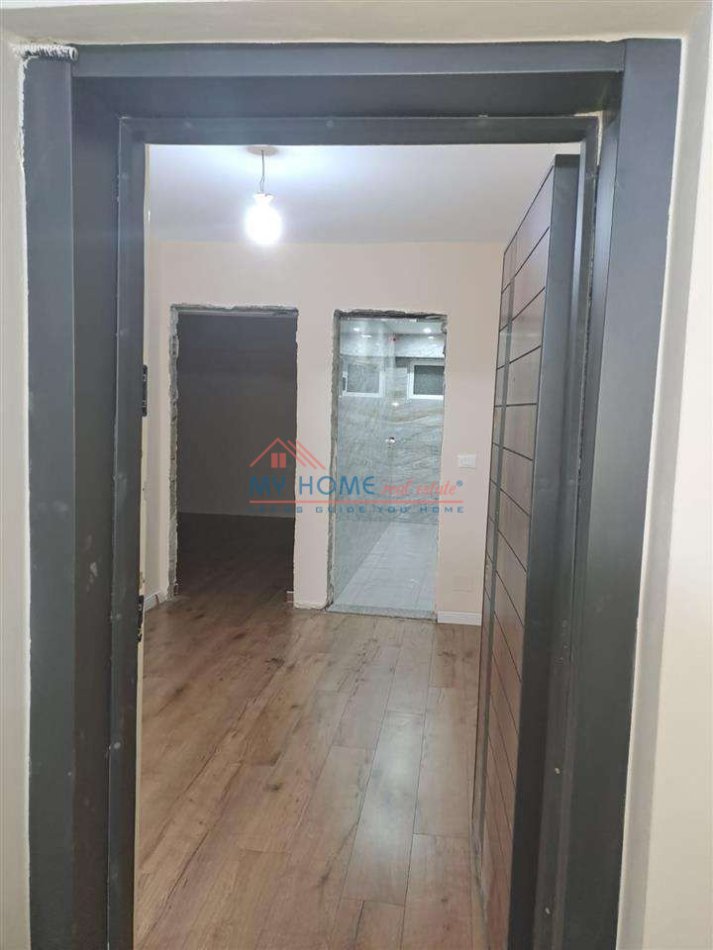 Tirane, jepet me qera zyre Kati 2, 