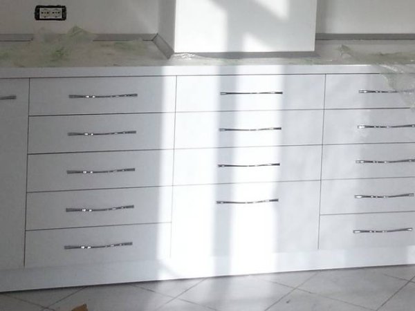 Tirane, njoftim Mobilime per shtepi, zyra, call centre, klinika dentare