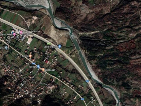 Tirane, shes toke 3.705 m² 129.675 Euro (IBE)