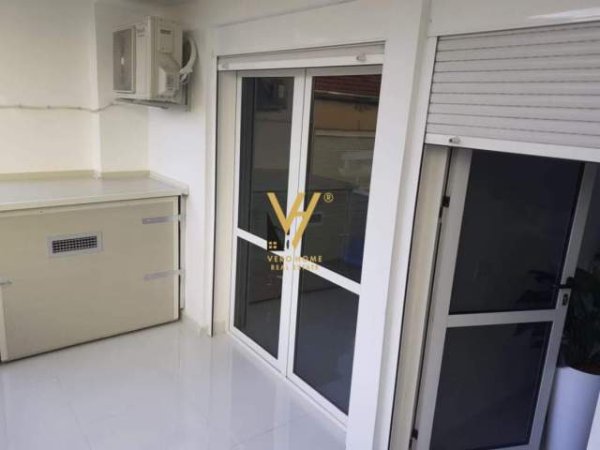 Tirane, shitet ambjent biznesi Kati 3, 156 m² 468.000 Euro (blloku)