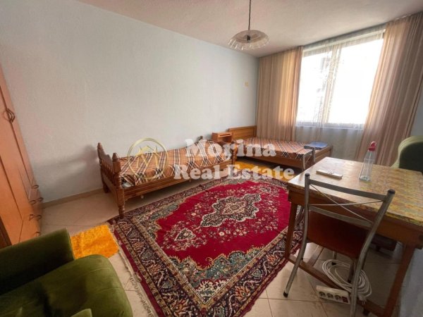 Tirane, jepet me qera apartament Kati 1, 50 m² 300 € (Tregu Elektrik-Ali Demi)