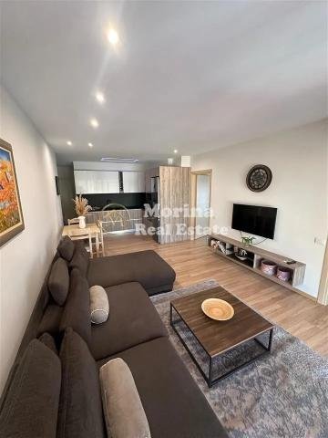 Tirane, jepet me qera apartament 2+1+Ballkon Kati 4, 97 m² 800 € (Zogu i Zi)