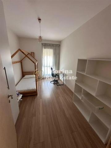 Tirane, jepet me qera apartament 2+1+Ballkon Kati 4, 97 m² 800 € (Zogu i Zi)