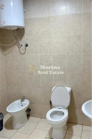 Tirane, jepet me qera apartament 1+1+Ballkon Kati 15, 60 m² 700 € (Qender-Rruga Qemal Stafa)