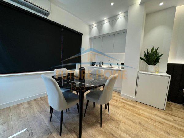 Shitet, Apartament-Studio, Sheshi Willson, Tiranë!!