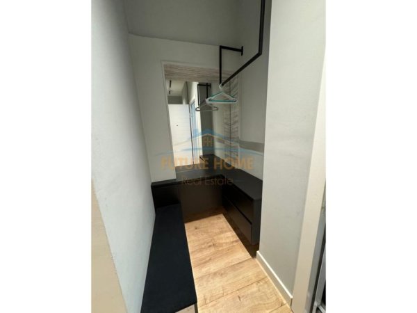 Shitet, Apartament-Studio, Sheshi Willson, Tiranë!!