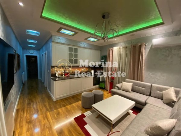 Tirane, jepet me qera apartament 2+1 Kati 3, 90 m² 450 € (Allias)