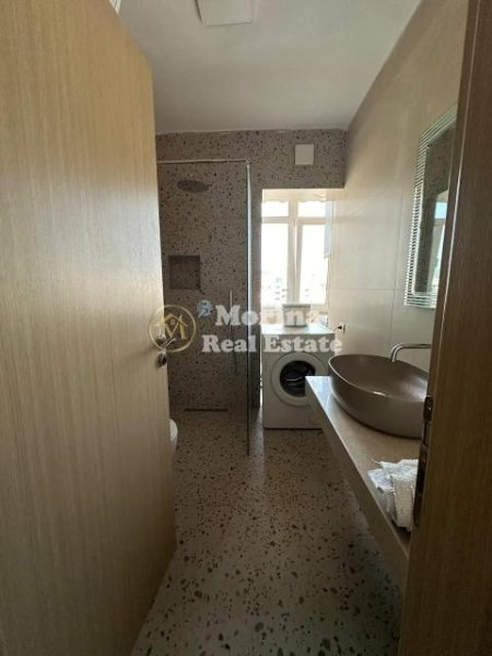 Tirane, jepet me qera apartament Kati 6, 30 m² 380 € (Shkolla e Baletit)