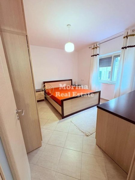 Tirane, jepet me qera apartament 1+1 Kati 3, 60 m² 500 € (Rruga Elbasanit)