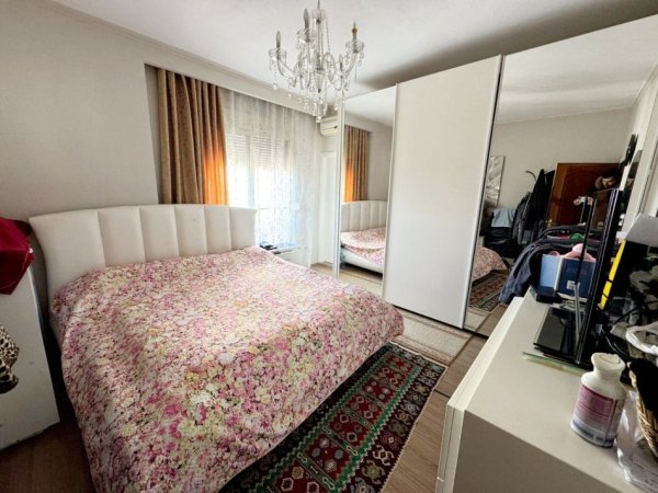 Kavaje, shitet apartament 3+1+Aneks+Ballkon Kati 4, 120 m² 68.000 € (Rruga Qazim Karriqi, Kavajë,)
